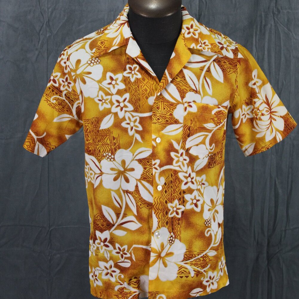 Vintage Hawaiian Shirt - Tan, Yellow and White Floral Pattern Pomare - Men's MED